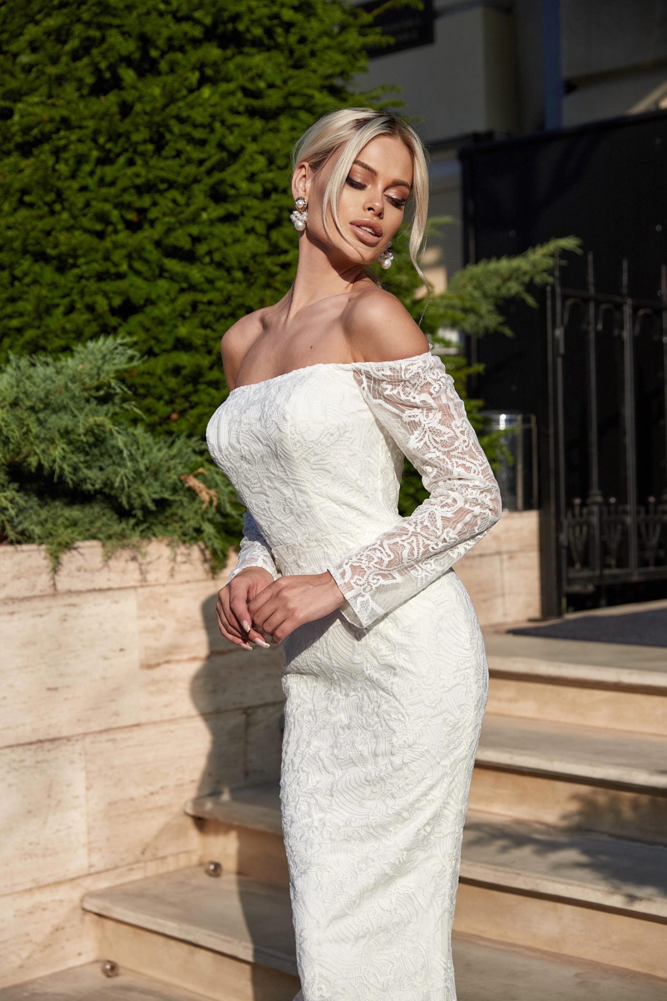 BB007 Lace Off-Shoulder Mermaid Wedding Dress