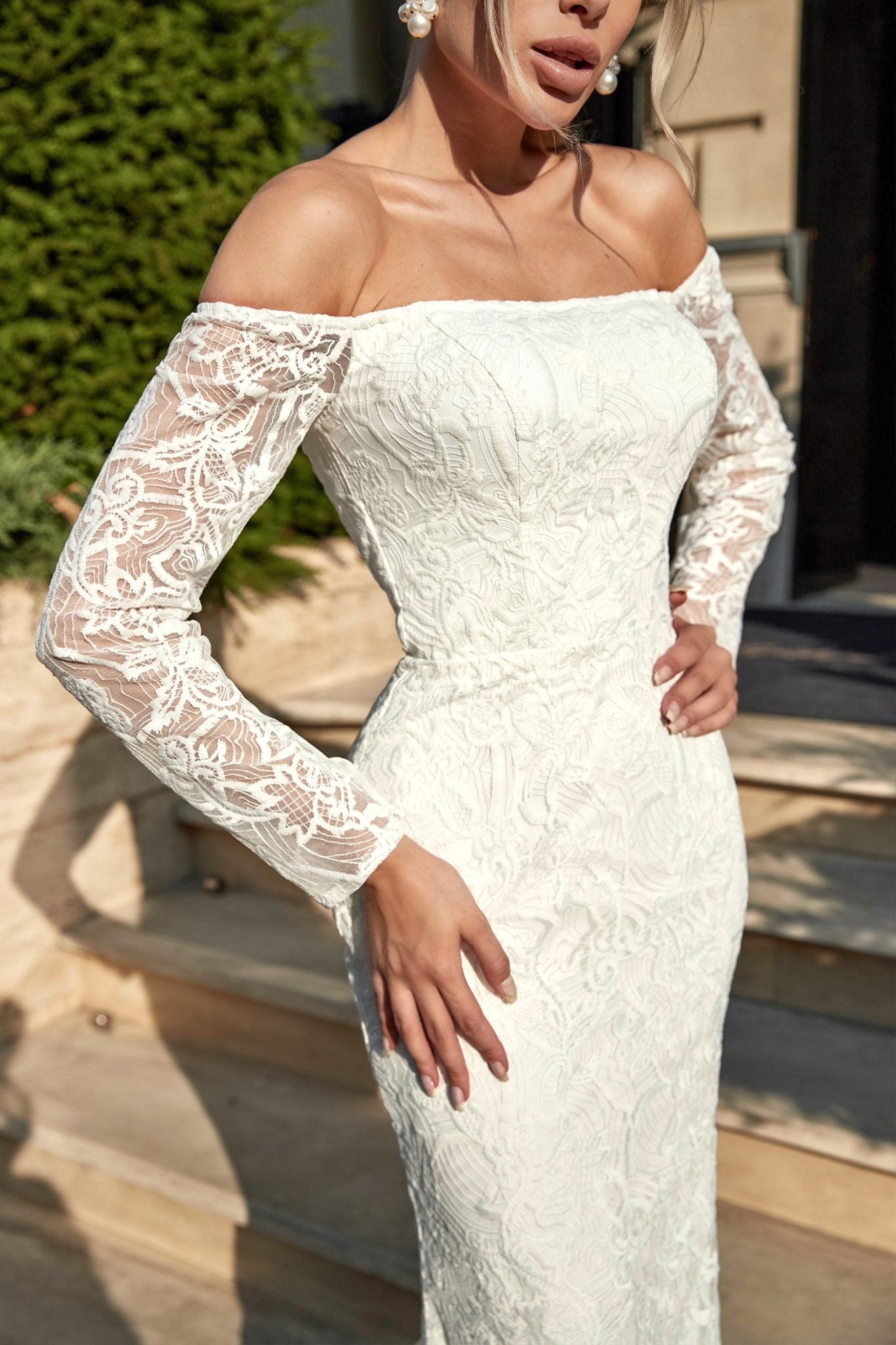 BB007 Lace Off-Shoulder Mermaid Wedding Dress