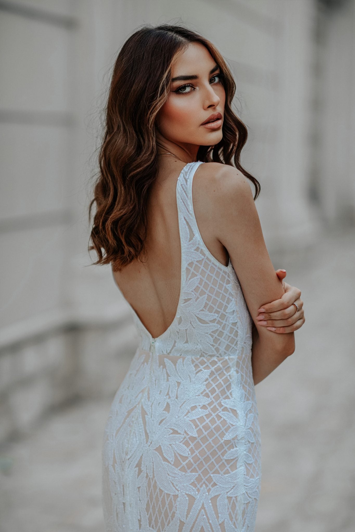 BB052 Sequin lace Fitted V-Neck Wedding Dress