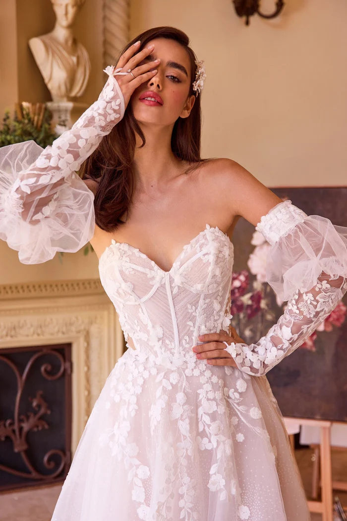 LUCIENNE Lace Ball Gown Wedding Dress with Puff Sleeves